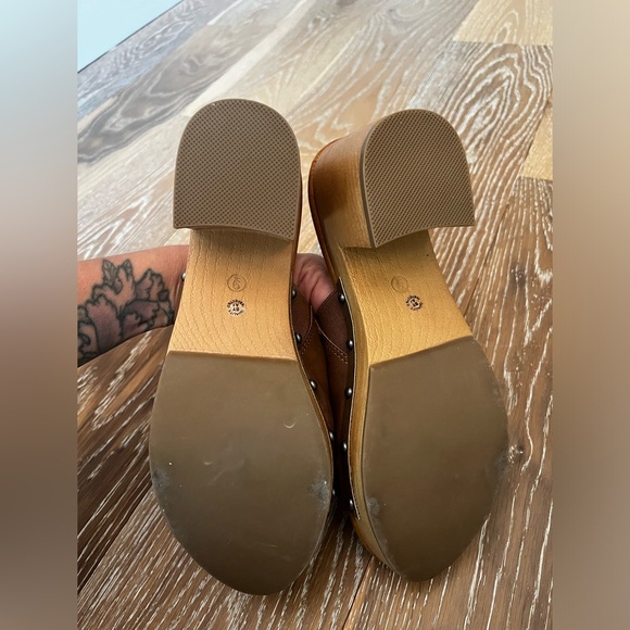 Ana Elissa Cognac Clog Sandals Shoes Women's Size 9 - Picture 6 of 11